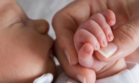 Παιδί από τρεις γονείς: 15 αλήθειες για την επαναστατική τεχνική στην εξωσωματική γονιμοποίηση