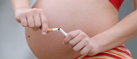 Εγκυμοσύνη και κάπνισμα: Γιατί είναι θανατηφόρος συνδυασμός
